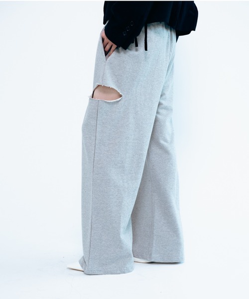 Carmelo(カーメロ)の「Cutout Sweat Wide Pants / カットアウトスウェットワイドパンツ(スウェットパンツ・レディース・グレー/ブラック/ネイビー・FREE)」の18枚目の写真