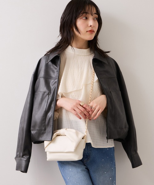 VIS（ビス）の「アウトポケット合皮ブルゾン（ブルゾン・レディース・ブラック/クリーム・FREE）」の2枚目の写真