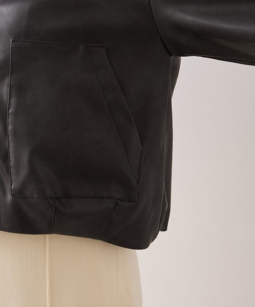 VIS（ビス）の「アウトポケット合皮ブルゾン（ブルゾン・レディース・ブラック/クリーム・FREE）」の11枚目の写真