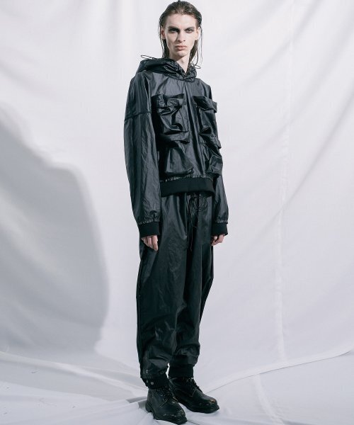 ASPARAGUS(アスパラガス)の「3Dポケットフードパーカー ブラック(パーカー・レディース・その他・SMALL/MEDIUM/LARGE/X-SMALL)」の5枚目の写真