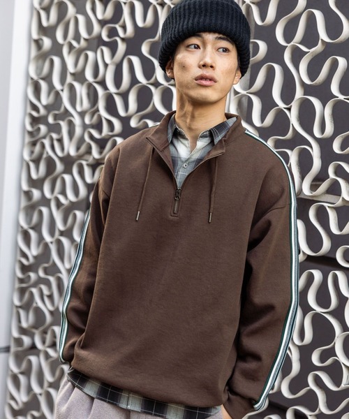 niko and...(ニコアンド)の「ショルダーラインハーフジッププルオーバー(Tシャツ/カットソー・メンズ・ブラック/ブラウン/スモーク・MEDIUM/LARGE)」の11枚目の写真