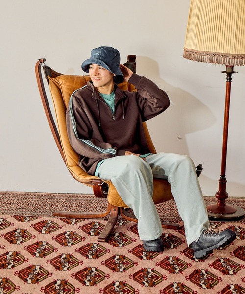 niko and...(ニコアンド)の「ショルダーラインハーフジッププルオーバー(Tシャツ/カットソー・メンズ・ブラック/ブラウン/スモーク・MEDIUM/LARGE)」の13枚目の写真