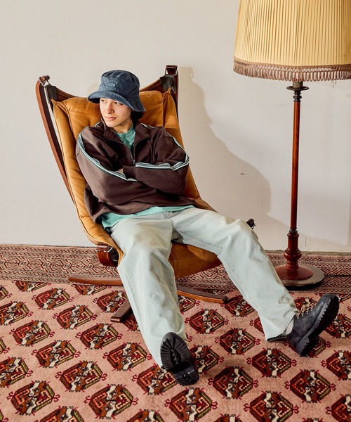 niko and...(ニコアンド)の「ショルダーラインハーフジッププルオーバー(Tシャツ/カットソー・メンズ・ブラック/ブラウン/スモーク・MEDIUM/LARGE)」の14枚目の写真