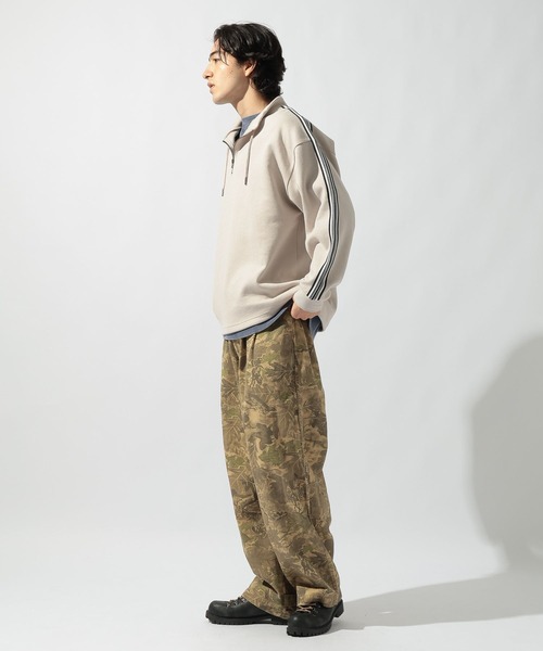 niko and...(ニコアンド)の「ショルダーラインハーフジッププルオーバー(Tシャツ/カットソー・メンズ・ブラック/ブラウン/スモーク・MEDIUM/LARGE)」の18枚目の写真