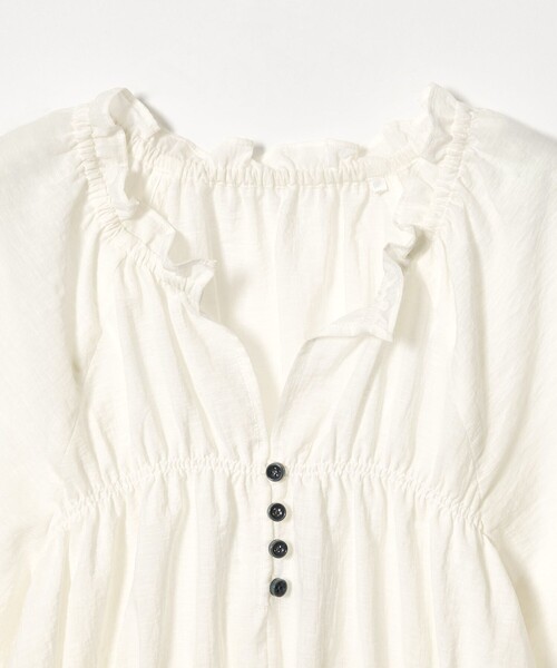 EMMEL REFINES(エメルリファインズ)の「<EMMEL REFINES>EM フリルギャザー キーネック ブラウス(シャツ/ブラウス・レディース・オフホワイト/ライトブルー/ライム・FREE)」の10枚目の写真