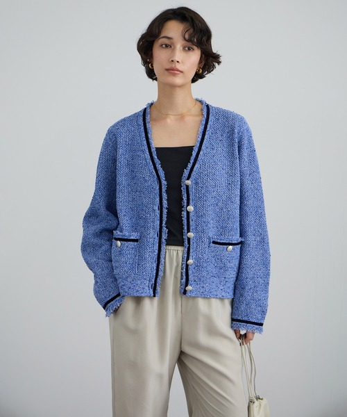 SALON adam et rope'（サロン アダム エ ロペ）の「ツイーディーニットカーディガン（カーディガン/ボレロ・レディース・オフホワイト/ブルー系その他4・FREE）」の2枚目の写真