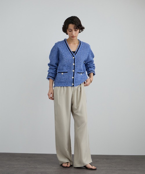 SALON adam et rope'（サロン アダム エ ロペ）の「ツイーディーニットカーディガン（カーディガン/ボレロ・レディース・オフホワイト/ブルー系その他4・FREE）」の5枚目の写真