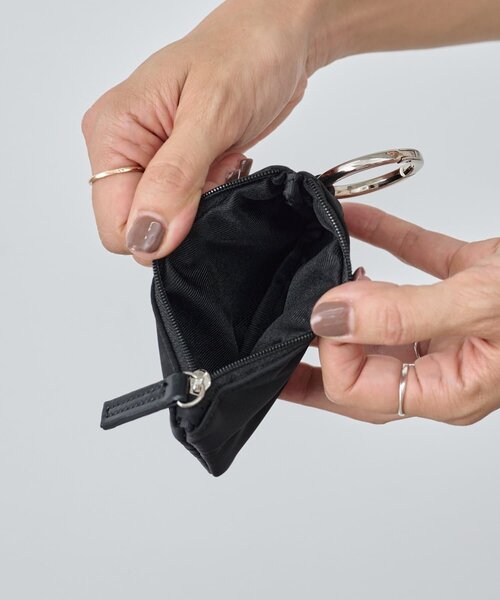 BEARDSLEY(ビアズリー)の「Dogポーチ(ポーチ・レディース・ブラック系その他3/ブラック系その他/ブラック系その他4/ブラック系その他2/ブラック・FREE)」の8枚目の写真