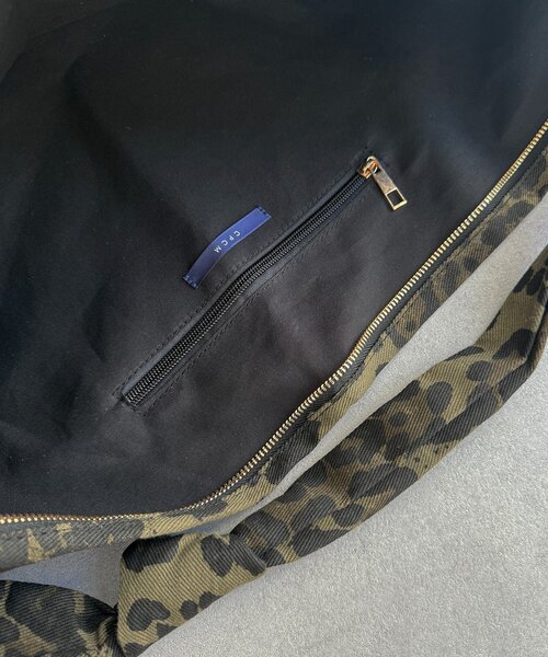 CPCM（シーピーシーエム）の「アソート柄ショルダーバッグ（トートバッグ・レディース・ベージュ/カーキ・FREE）」の6枚目の写真