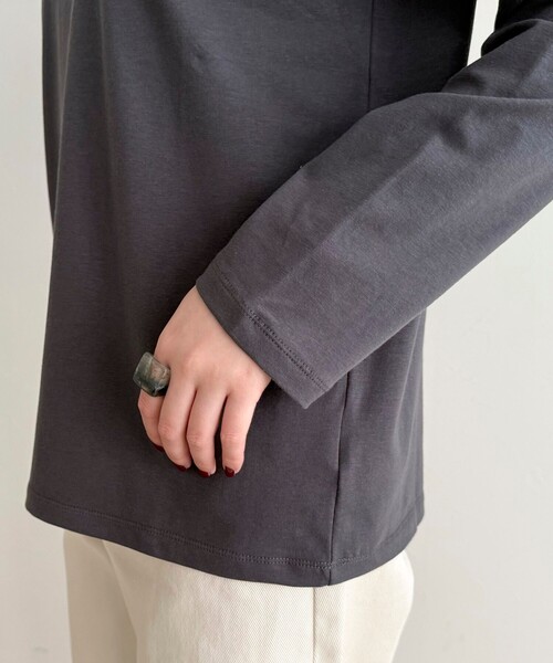 fredy emue（フレディエミュ）の「センターFR刺繍ロンTシャツ（Tシャツ/カットソー・レディース・ライトグレー/チャコールグレー/オフホワイト/クリーム・38）」の12枚目の写真