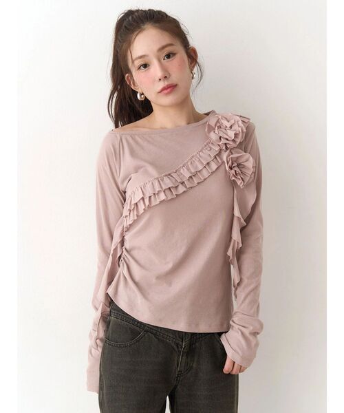 CALNAMUR(カルナムール)の「コサージュフリルオフショルトップス(Tシャツ/カットソー・レディース・チャコールグレー/ホワイト/ピンク・FREE)」の20枚目の写真
