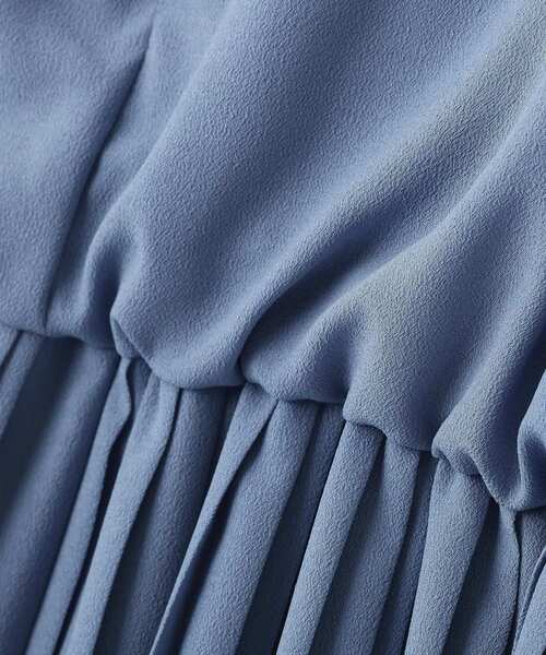 YECCA VECCA（イェッカヴェッカ）の「ジョーゼットプリーツワンピース（ワンピース・レディース・ブルー/ライトグレー/ネイビー・FREE）」の12枚目の写真