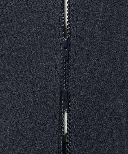 niko and...(ニコアンド)の「ボンディングWジップブルゾン(ブルゾン・レディース・ネイビー/アイボリー/ライトグレー・LONG/MEDIUM)」の12枚目の写真