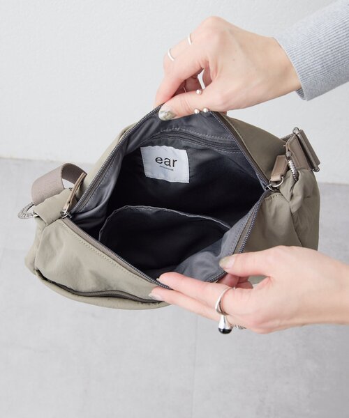 ear PAPILLONNER(イアパピヨネ)の「リングショルダーバッグ《撥水/260g》(ショルダーバッグ・レディース・カーキ/ブラック・FREE)」の15枚目の写真
