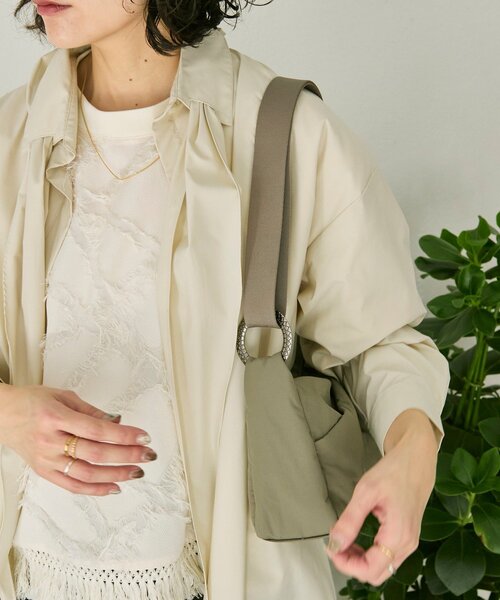 ear PAPILLONNER(イアパピヨネ)の「リングショルダーバッグ《撥水/260g》(ショルダーバッグ・レディース・カーキ/ブラック・FREE)」の3枚目の写真