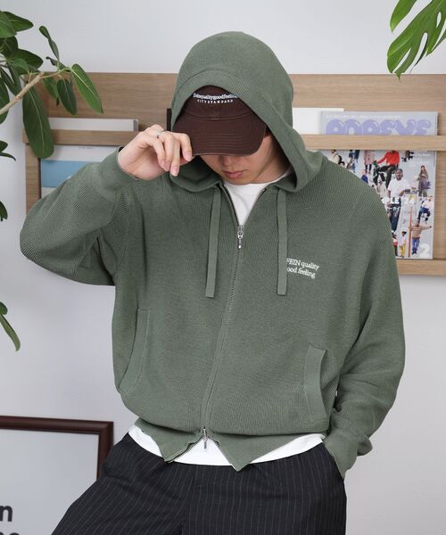 FFEIN(フェイン)の「【FFEIN(フェイン)】ワンポイント刺繍フード短丈ニットPK / ジップパーカー ダブルジップ ニット フーディ 刺繍 【短丈】(パーカー・メンズ・カーキ/ブラウン/ブラック/ネイビー/グレー・MEDIUM/LARGE/SMALL)」の14枚目の写真