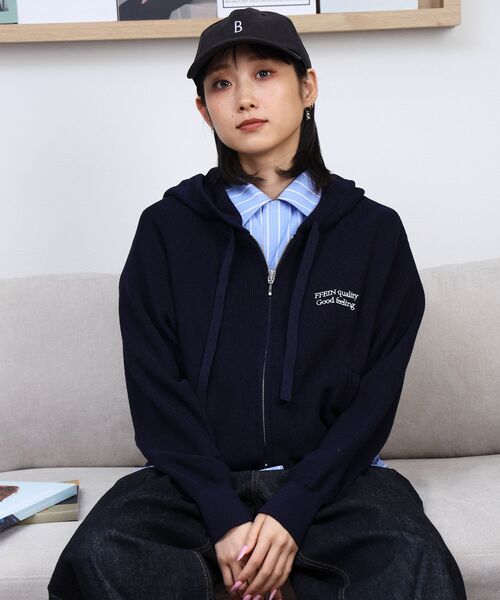 FFEIN(フェイン)の「【FFEIN(フェイン)】ワンポイント刺繍フード短丈ニットPK / ジップパーカー ダブルジップ ニット フーディ 刺繍 【短丈】(パーカー・メンズ・カーキ/ブラウン/ブラック/ネイビー/グレー・MEDIUM/LARGE/SMALL)」の17枚目の写真