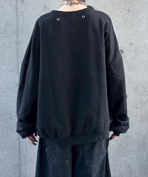 Never mind the XU / Chikashitsu+(ネバーマインド ザ エックスユー / チカシツプラス)の「【nmtc+】pierce sweat shirts / 【エムティーシープラス】ピアススウェットシャツ(スウェット・メンズ・ブラック・ONE SIZE)」の6枚目の写真
