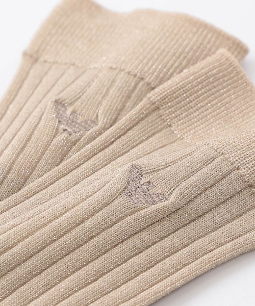 EMPORIO ARMANI(エンポリオアルマーニ)の「EMPORIO ARMANI ワンポイントラメ リブソックス 03447100(ソックス/靴下・レディース・ホワイト/ブラック/サックスブルー/ネイビー/サンドベージュ・23-25cm)」の9枚目の写真