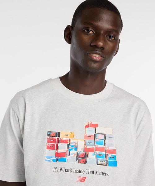NEW BALANCE(ニューバランス)の「NEW BALANCE box t-shirt MT61H0DX(Tシャツ/カットソー・メンズ・ブラック/アッシュ・L/M)」の16枚目の写真