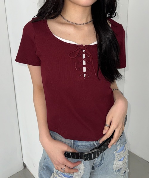 Bamm(バム)の「レイヤードデザインレースアップコンパクトトップス(Tシャツ/カットソー・レディース・ブラック/チャコールグレー/ホワイト/レッド・FREE)」の22枚目の写真