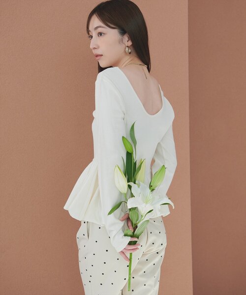 natural couture(ナチュラルクチュール)の「バルーンリブプルオーバー(Tシャツ/カットソー・レディース・ブラック/サックスブルー/ネイビー/オフホワイト・FREE)」の2枚目の写真