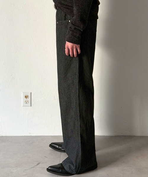 Chikashitsu +(チカシツプラス)の「【Chikashitsu +】low pocket stripe straight denim pants / 【チカシツプラス】ローポケットストライプデニムパンツ(デニムパンツ・メンズ・ブラック・L/M/S)」の8枚目の写真