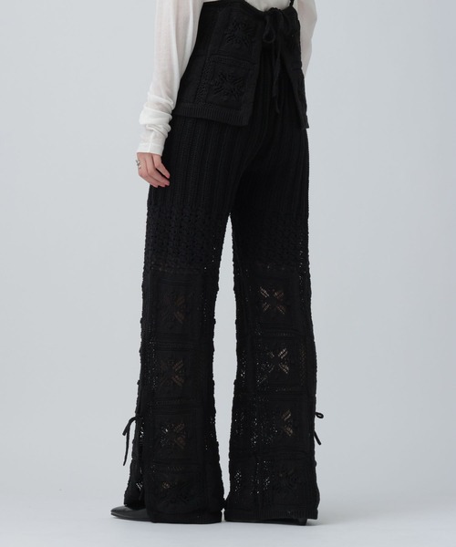 LEPSIM(レプシィム)の「5ゲージクロシェライクニットパンツ 638740(その他パンツ・レディース・オフホワイト/ブラック・FREE)」の5枚目の写真