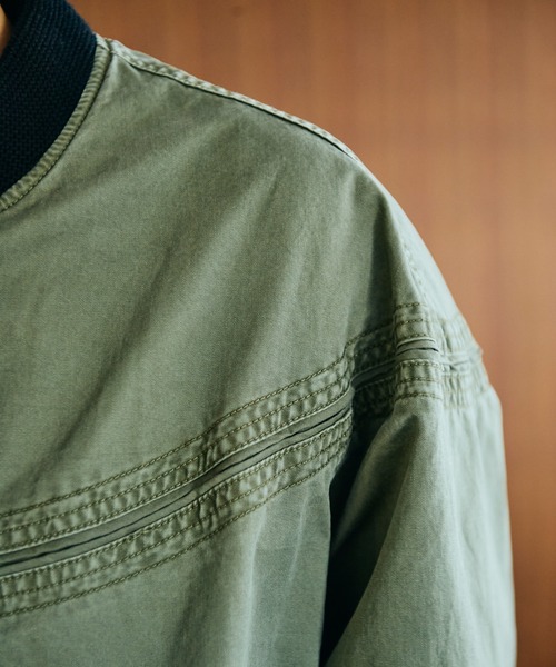 TOWNCRAFT(タウンクラフト)の「TOWNCRAFT / タウンクラフト PIGMENT DYE DERBY JACKET ピグメント加工 ダービージャケット(ブルゾン・メンズ・ブラック/グレー/オリーブ・LARGE/MEDIUM)」の4枚目の写真