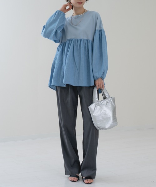 refinedworks(リファインドワークス)の「【refinedworks】異素材ドッキング デニムプルオーバー(Tシャツ/カットソー・レディース・ネイビー/ブルー・FREE)」の13枚目の写真