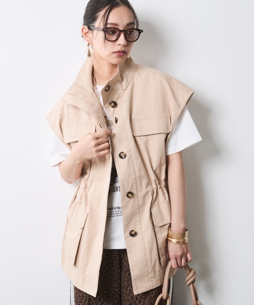 CHIC STYLE(シックスタイル)の「アウトポケットベスト<大きいサイズ有>シックスタイル(その他アウター・レディース・ベージュ/ブラック・4L/5L/M/L/LL/3L)」の1枚目の写真