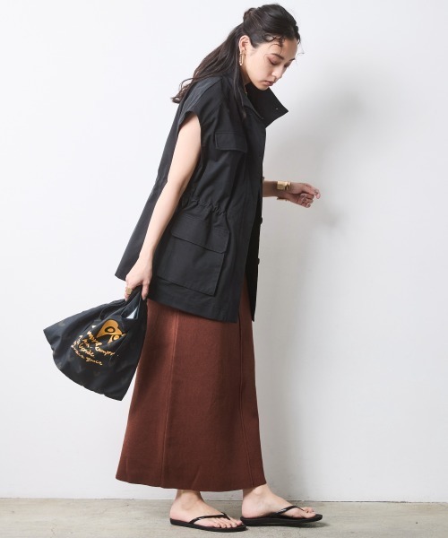 CHIC STYLE(シックスタイル)の「アウトポケットベスト<大きいサイズ有>シックスタイル(その他アウター・レディース・ベージュ/ブラック・4L/5L/M/L/LL/3L)」の10枚目の写真