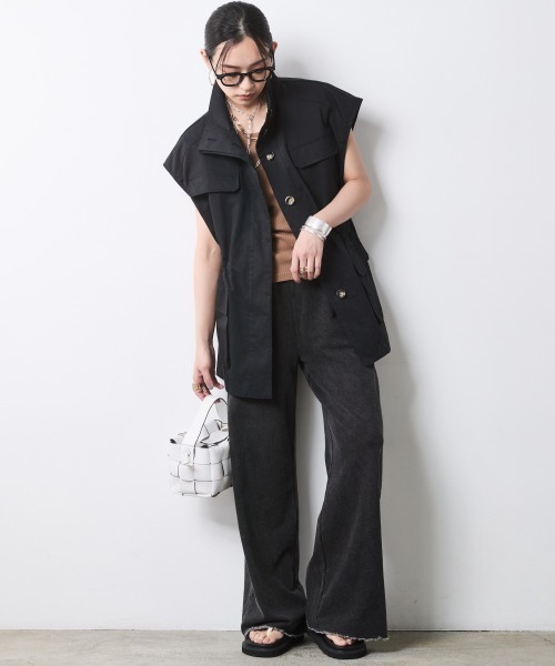 CHIC STYLE(シックスタイル)の「アウトポケットベスト<大きいサイズ有>シックスタイル(その他アウター・レディース・ベージュ/ブラック・4L/5L/M/L/LL/3L)」の19枚目の写真