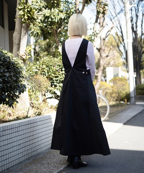UNIVERSAL OVERALL（ユニバーサルオーバーオール）の「MIX JUMPER SK/ジャンパースカート（ジャンパースカート・レディース・ブラック/ベージュ・F）」の9枚目の写真