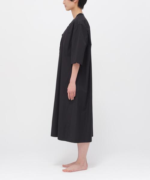 MARGARET HOWELL(マーガレットハウエル)の「COTTON LINEN POPLIN(ワンピース・レディース・チャコール・FREE)」の7枚目の写真