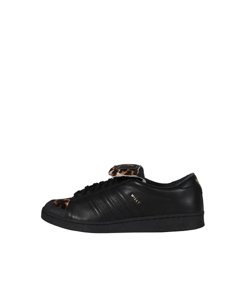 adidas(アディダス)の「JABBAR LOW(スニーカー・メンズ・ブラック・26cm/26.5cm/27cm/27.5cm/28cm/28.5cm/29cm/30cm)」の1枚目の写真
