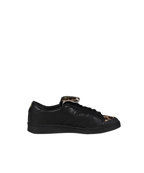 adidas(アディダス)の「JABBAR LOW(スニーカー・メンズ・ブラック・26cm/26.5cm/27cm/27.5cm/28cm/28.5cm/29cm/30cm)」の2枚目の写真
