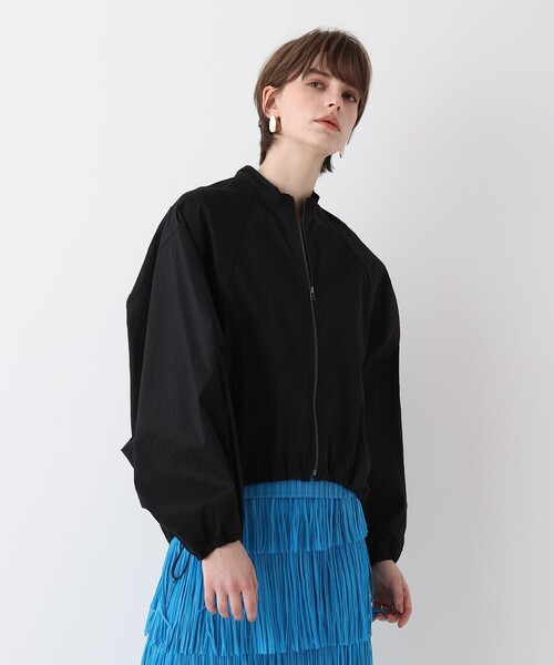 allureville(アルアバイル)の「トランスペアレントコクーンブルゾン(ブルゾン・レディース・オフホワイト/ブラック/カーキ・2)」の4枚目の写真