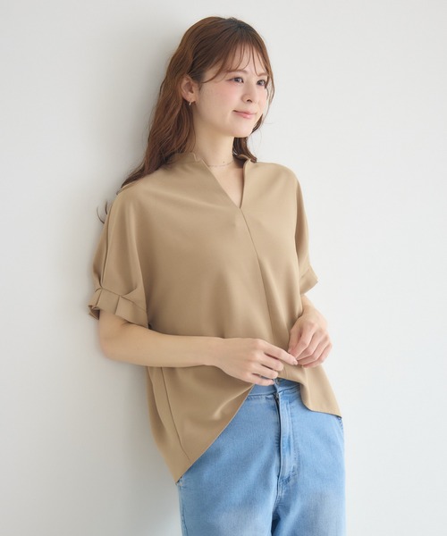 KATHARINE ROSS（キャサリンロス）の「【KATHARINE ROSS】【COOL】袖タックブラウス（シャツ/ブラウス・レディース・ベージュ/ブルー/チャコールグレー・FREE）」の2枚目の写真