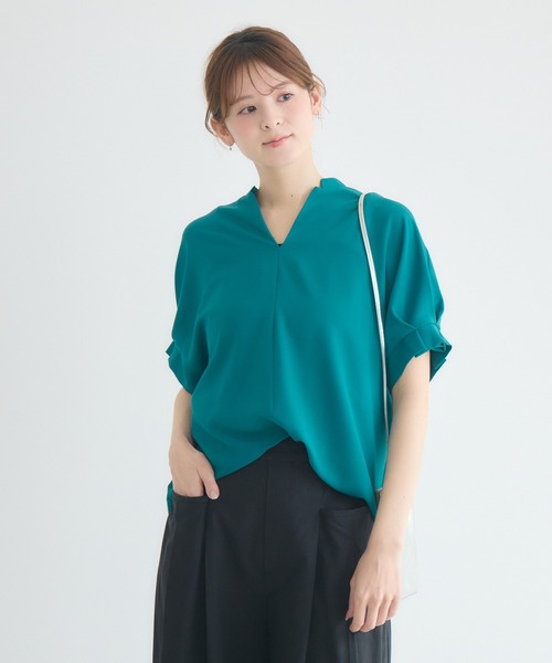 KATHARINE ROSS（キャサリンロス）の「【KATHARINE ROSS】【COOL】袖タックブラウス（シャツ/ブラウス・レディース・ベージュ/ブルー/チャコールグレー・FREE）」の3枚目の写真