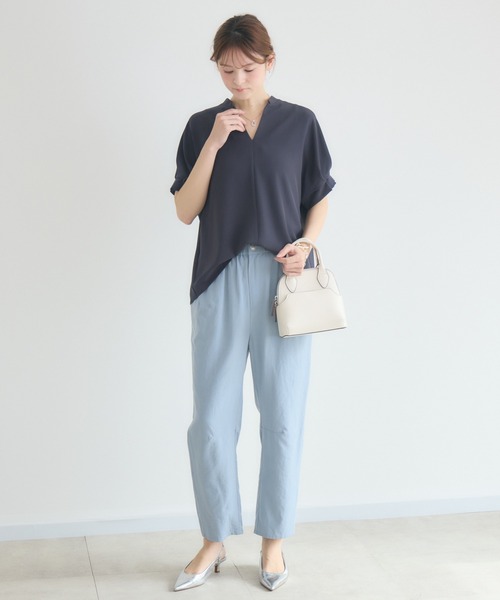 KATHARINE ROSS（キャサリンロス）の「【KATHARINE ROSS】【COOL】袖タックブラウス（シャツ/ブラウス・レディース・ベージュ/ブルー/チャコールグレー・FREE）」の22枚目の写真