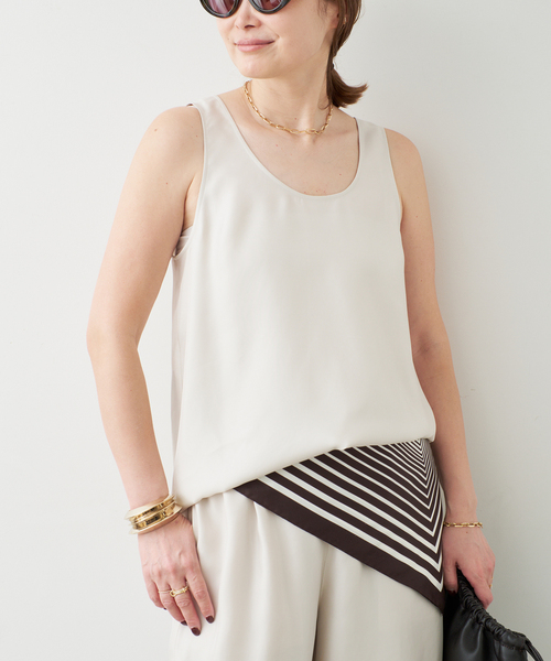 Deuxieme Classe（ドゥーズィエムクラス）の「*Geometric スカーフ（その他小物・レディース・ブラウン・FREE）」の2枚目の写真