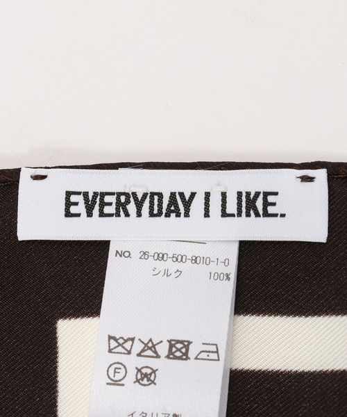 Deuxieme Classe（ドゥーズィエムクラス）の「*Geometric スカーフ（その他小物・レディース・ブラウン・FREE）」の10枚目の写真