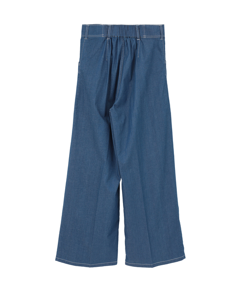 Tiara(ティアラ)の「デニムタックパンツ(デニムパンツ・レディース・インディゴブルー/ライトブルー・3/2)」の17枚目の写真