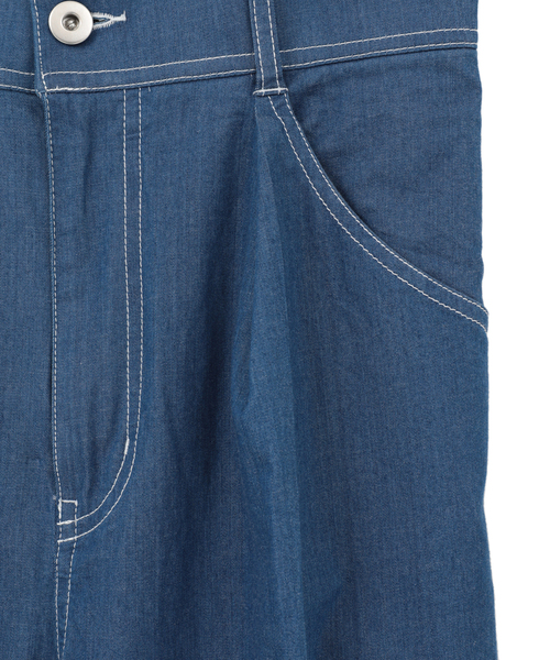 Tiara(ティアラ)の「デニムタックパンツ(デニムパンツ・レディース・インディゴブルー/ライトブルー・3/2)」の22枚目の写真