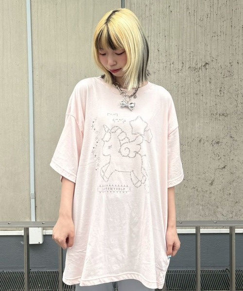 Candy Stripper(キャンディストリッパー)の「LOVE MYSELF UNICORN BIG Tシャツ(Tシャツ/カットソー・レディース・ブラック/オフホワイト/ピンク・FREE)」の11枚目の写真