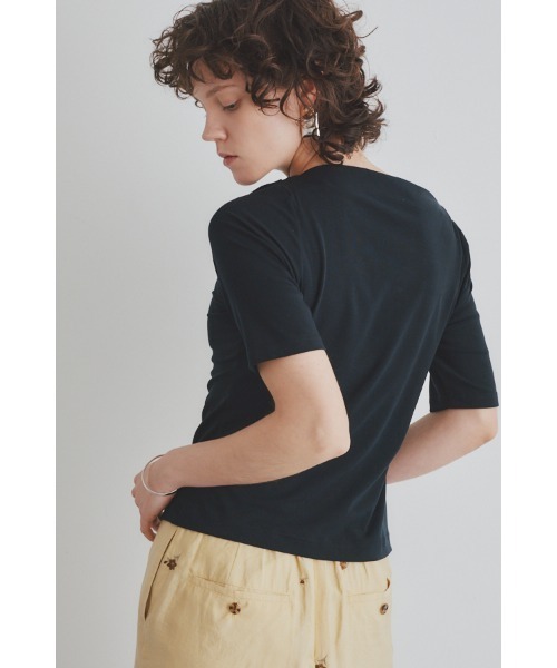 Muel Chic(ミュエルシック)の「Frow 2way CS フロウ2wayカットソー(Tシャツ/カットソー・レディース・ライトブルー/アイボリー/ブラック/レッド/グリーン・FREE)」の18枚目の写真