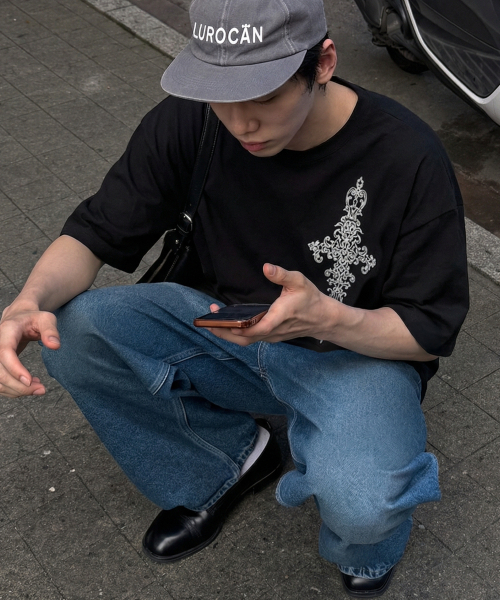GRAVER（グレーバー）の「[ユニセックス]SIM CROSS 半袖Tシャツ_4色（Tシャツ/カットソー・レディース・ブラック/イエロー/ホワイト/チャコールグレー・SMALL/MEDIUM/LARGE/X-SMALL）」の10枚目の写真