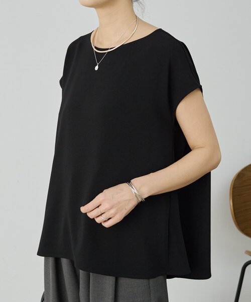 LIVETART(リヴェタート)の「バックサテンフレンチブラウス《LIVETART》(シャツ/ブラウス・レディース・ブラック/アイボリー・FREE)」の2枚目の写真