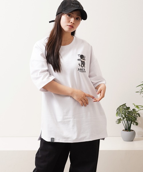 1111clothing（ワンフォークロージング）の「【2ND ARCHIVE】猫転写グラフィック オーバーサイズ半袖Tシャツ / ビッグシルエット / ユニセックス（Tシャツ/カットソー・メンズ・ホワイト/ブラック/ピンク/ライトグリーン・FREE）」の5枚目の写真